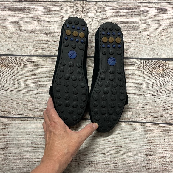 New Sperry Black suede slip on Shoes fringe on front buckles on side SZ 8 - Picture 6 of 7